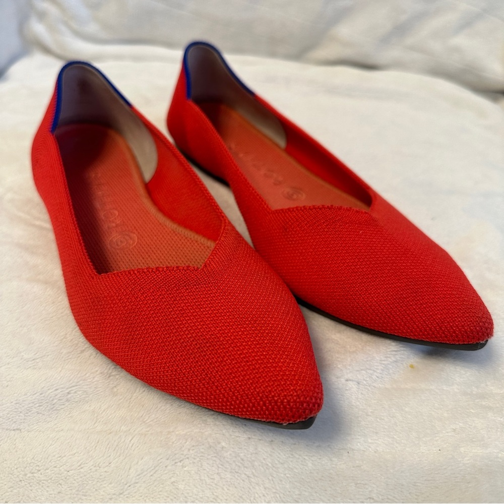 Rothy’s the Point Flat in coral color